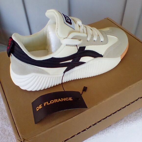 De Florance DF Cloudea Sneakers NWT - Picture 1 of 10